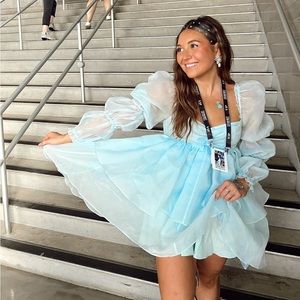 Blue selkie 🫶🏻💙